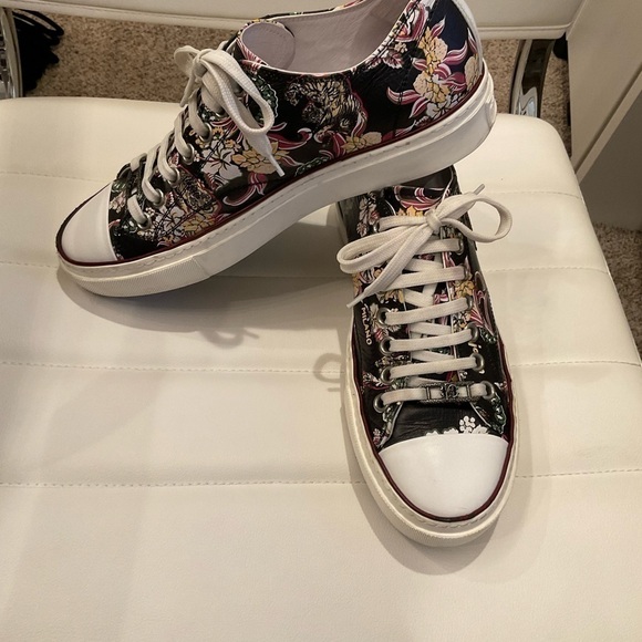 Roberto Cavalli amazing hard to find sneakers - Picture 10 of 13